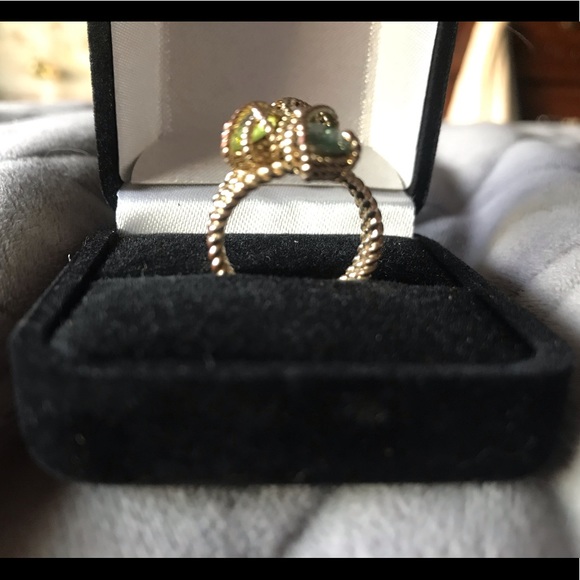 Three stone peridot, Smokey quarts, and aquamarine size 7 ring - Picture 8 of 8